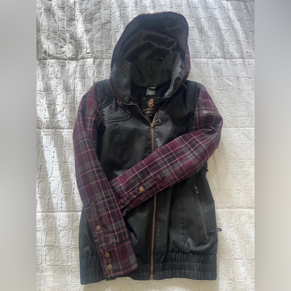 Cappel snowboarding/ski jacket women’s small